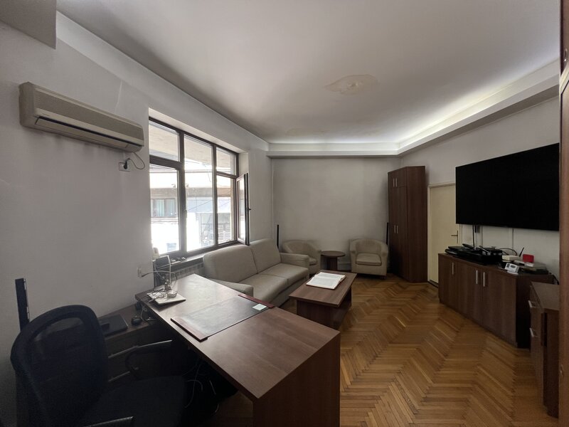 Armeneasca, bd. Carol 1, stradal, 4 cam., 108 mp